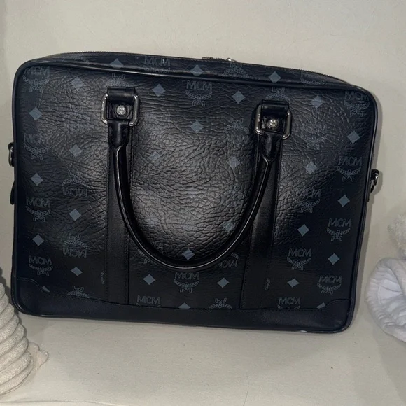 MCM Visetos Black Messenger Bag - Picture 3 of 8